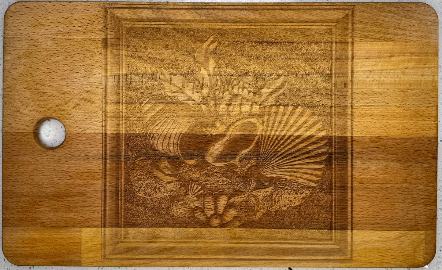 Seashells cutting board